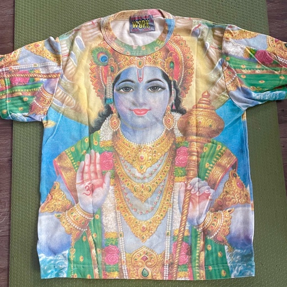 Funky Indian t-shirt - Picture 1 of 2